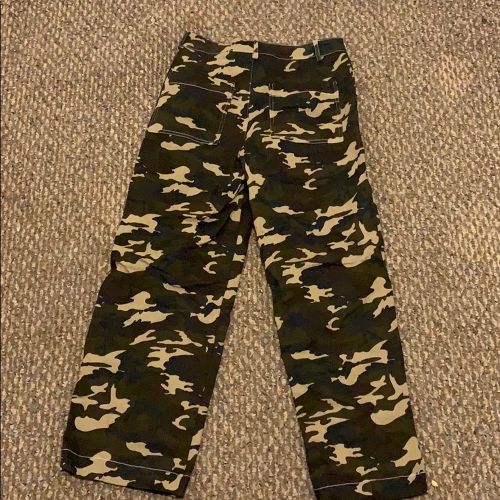 Nasty Gal camo wide-leg pants - Picture 4 of 7